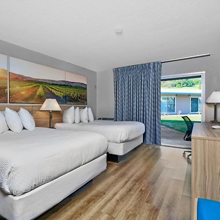 Days Inn By Wyndham Novato/San Francisco Экстерьер фото